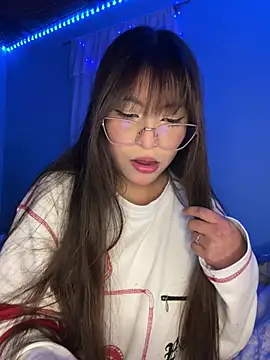 Lily candy X online show from 03.11.25