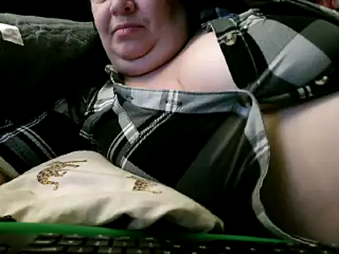 Snapshot of WHITEDAROSE chatting on 12.09.24 WHITEDAROSE online show from 12.09.24