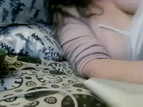 Snapshot of WHITEDAROSE chatting on 02.06.25 WHITEDAROSE online show from 02.06.25