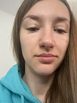 Snapshot of KateRedgar chatting on 05.16.26 KateRedgar online show from 05.16.26