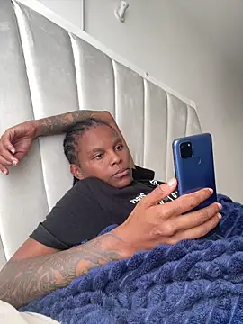 monic421 online show from 03.02.26