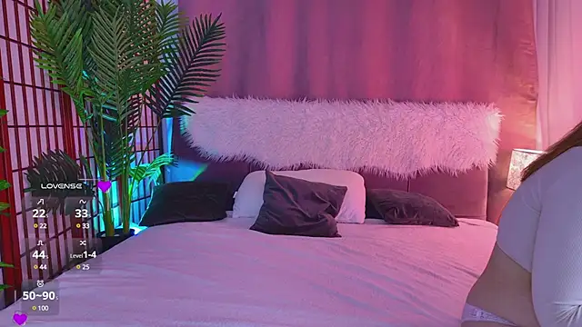 Mia  Peach online show from 01.15.25