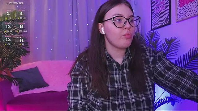 Mia  Peach online show from 03.07.25