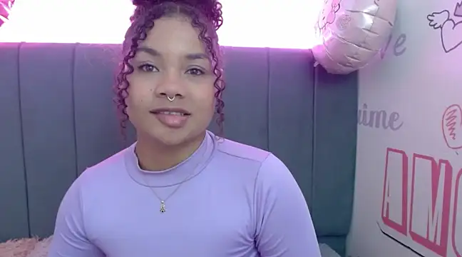 Snapshot of KittyBrookex chatting on 02.19.25 KittyBrookex online show from 02.19.25