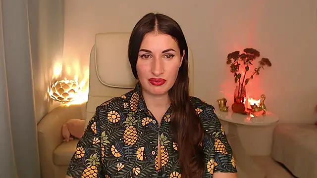 MaryMalory11 online show from 11.16.25