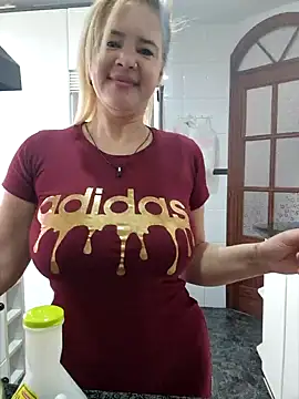 Snapshot of lamorbosa37 chatting on 01.20.25 lamorbosa37 online show from 01.20.25