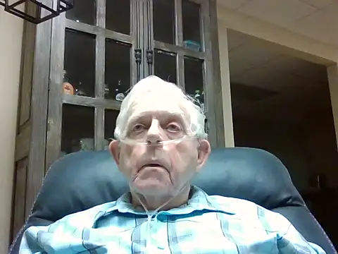 Snapshot of bootlegmanz chatting on 07.15.26 bootlegmanz online show from 07.15.26