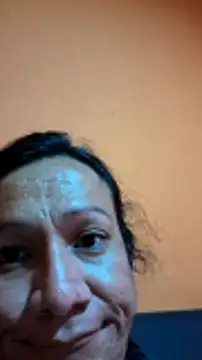 miicheele32 online show from 12.15.25