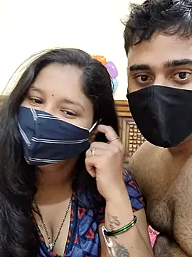 IND COUPLE1 online show from 02.13.25