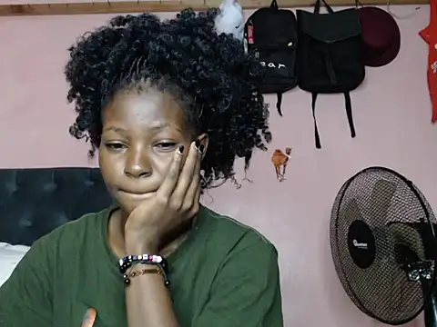 TrishaKalid online show from 01.31.25