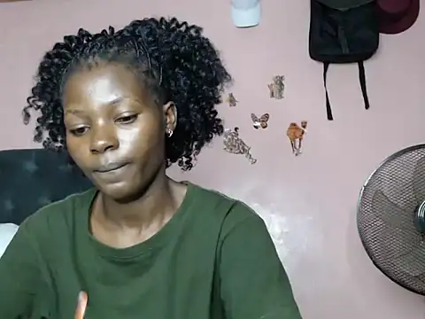 TrishaKalid online show from 02.02.25