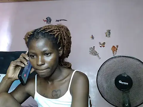 TrishaKalid online show from 03.22.25