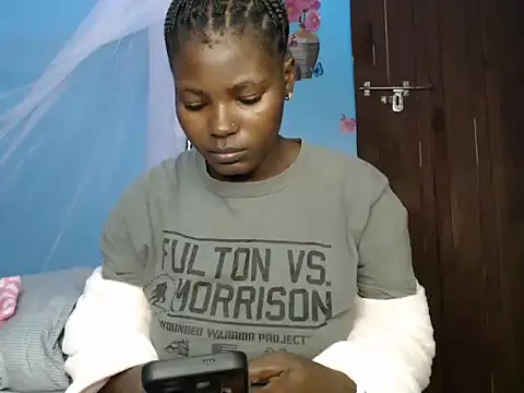 TrishaKalid online show from 02.10.26