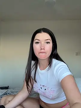 Snapshot of summermc_xx chatting on 09.30.25 summermc xx online show from 09.30.25