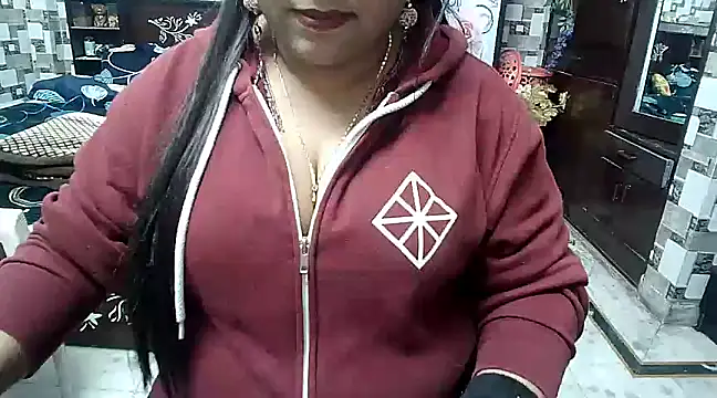 Snapshot of kiranpreet85 chatting on 01.20.25 kiranpreet85 online show from 01.20.25