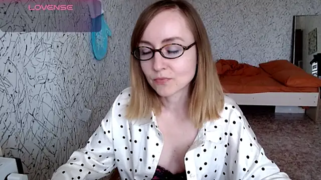 Athena Richards online show from 05.31.26