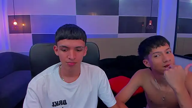 Snapshot of Juan_Nd_Steven chatting on 01.16.25 Juan Nd Steven online show from 01.16.25