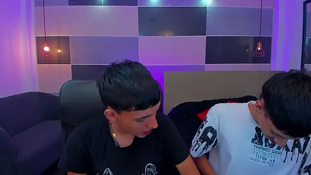 Snapshot of Juan_Nd_Steven chatting on 01.25.25 Juan Nd Steven online show from 01.25.25