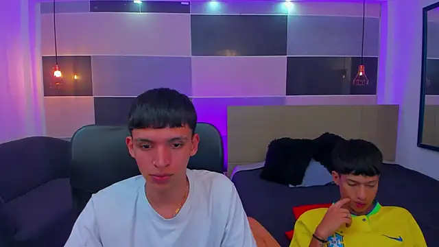 Snapshot of Juan_Nd_Steven chatting on 01.28.25 Juan Nd Steven online show from 01.28.25