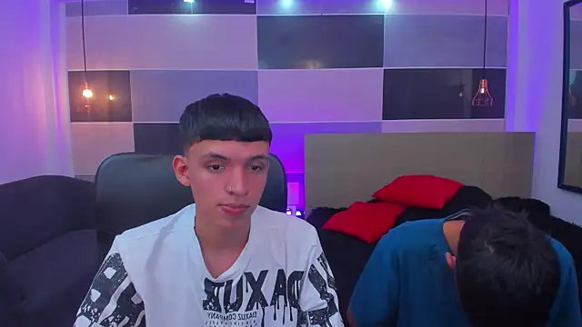 Snapshot of Juan_Nd_Steven chatting on 02.08.25 Juan Nd Steven online show from 02.08.25