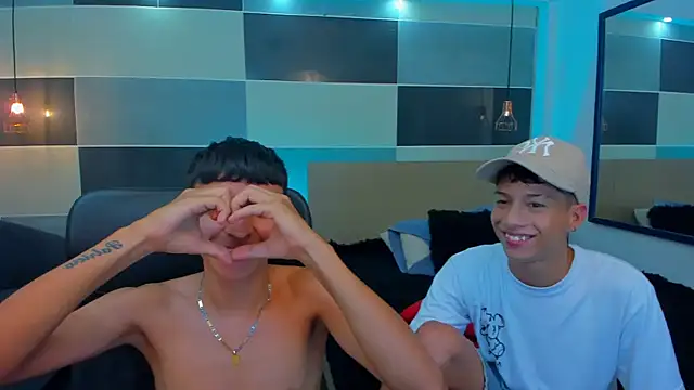 Snapshot of Juan_Nd_Steven chatting on 02.14.25 Juan Nd Steven online show from 02.14.25