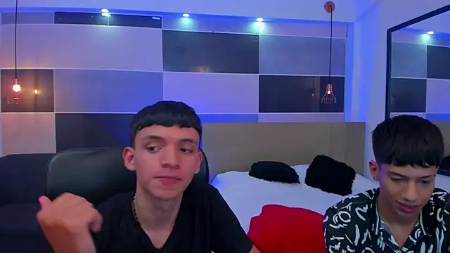 Snapshot of Juan_Nd_Steven chatting on 02.20.25 Juan Nd Steven online show from 02.20.25