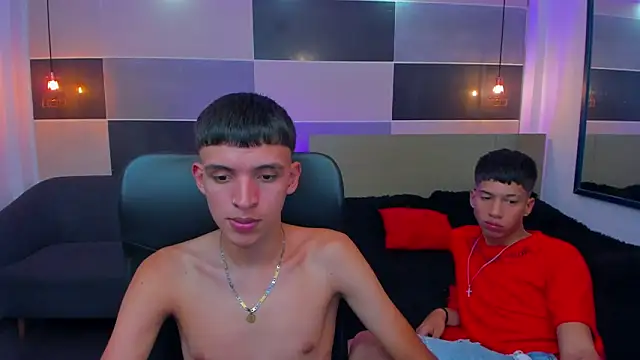 Snapshot of Juan_Nd_Steven chatting on 03.22.25 Juan Nd Steven online show from 03.22.25