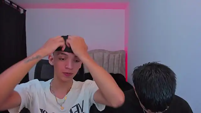 Snapshot of Juan_Nd_Steven chatting on 09.19.25 Juan Nd Steven online show from 09.19.25