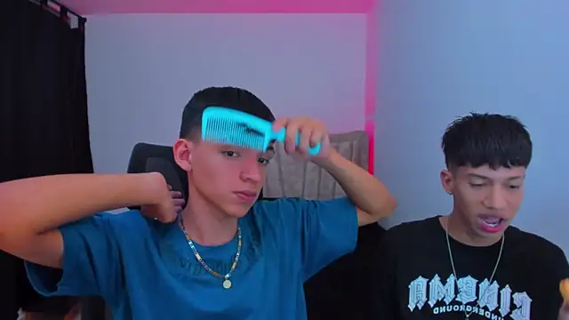 Snapshot of Juan_Nd_Steven chatting on 09.25.25 Juan Nd Steven online show from 09.25.25