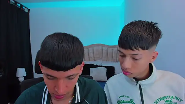 Snapshot of Juan_Nd_Steven chatting on 10.04.25 Juan Nd Steven online show from 10.04.25