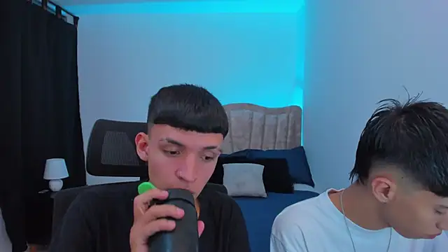 Snapshot of Juan_Nd_Steven chatting on 10.07.25 Juan Nd Steven online show from 10.07.25