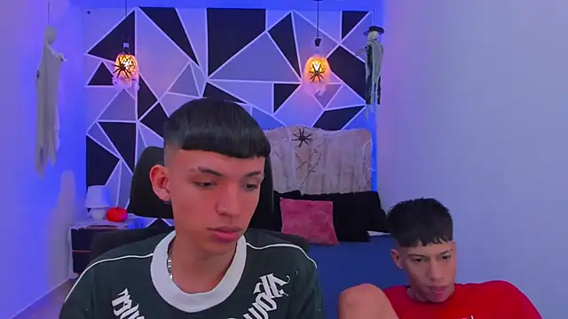 Snapshot of Juan_Nd_Steven chatting on 11.01.25 Juan Nd Steven online show from 11.01.25