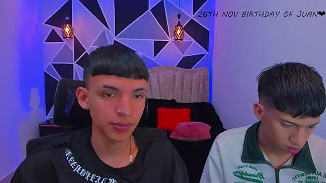 Snapshot of Juan_Nd_Steven chatting on 11.22.25 Juan Nd Steven online show from 11.22.25