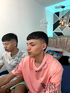 Juan Nd Steven online show from 12.18.25