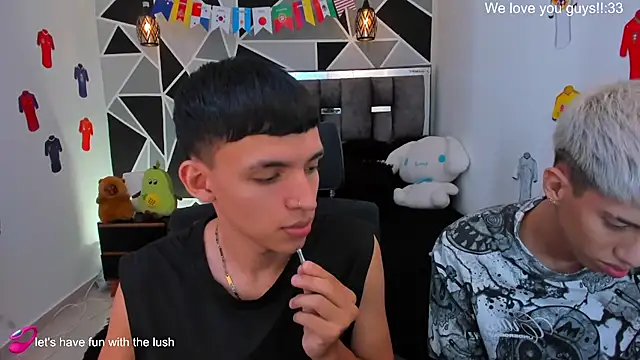 Snapshot of Juan_Nd_Steven chatting on 06.27.26 Juan Nd Steven online show from 06.27.26