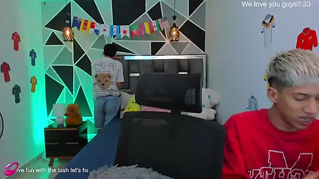 Snapshot of Juan_Nd_Steven chatting on 07.12.26 Juan Nd Steven online show from 07.12.26