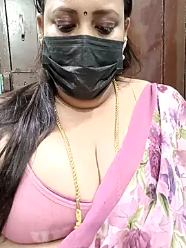 Snapshot of ashikaa_r chatting on 03.09.25 ashikaa r online show from 03.09.25