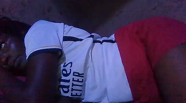 Snapshot of pretty_prickle chatting on 12.31.24 pretty prickle online show from 12.31.24