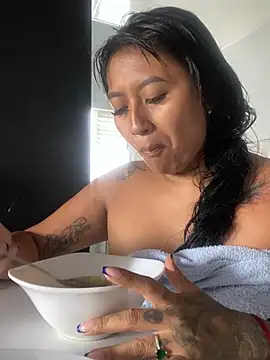 Snapshot of luisa16xxx chatting on 01.23.25 luisa16xxx online show from 01.23.25