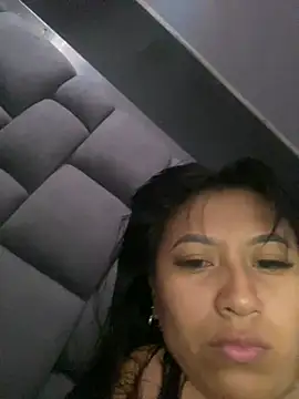 Snapshot of luisa16xxx chatting on 03.19.25 luisa16xxx online show from 03.19.25