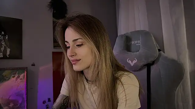 Snapshot of aviva_faith chatting on 03.03.25 aviva faith online show from 03.03.25