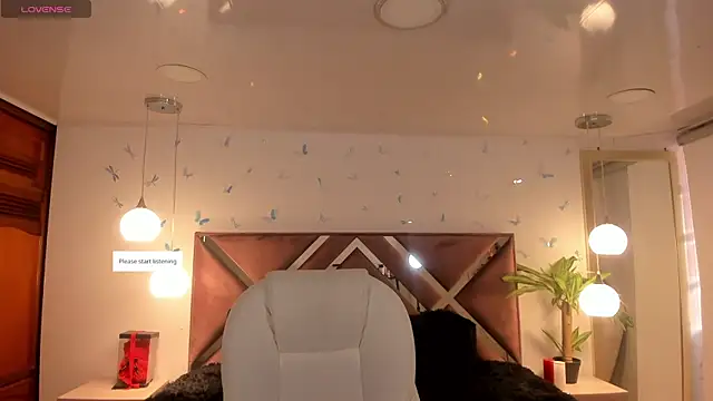  Antonnela  online show from 09.20.25