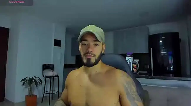 Alexander Martines online show from 03.13.25