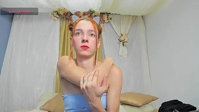 salomee star  online show from 10.23.25