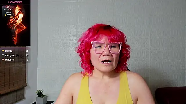 Salomeediaz  online show from 01.25.25