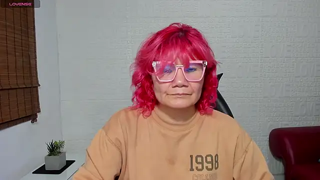 Salomeediaz  online show from 02.21.25