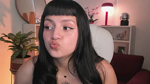 nahiapaws online show from 02.10.26