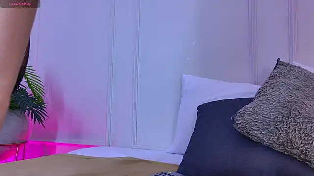 Mariapettit online show from 11.11.25