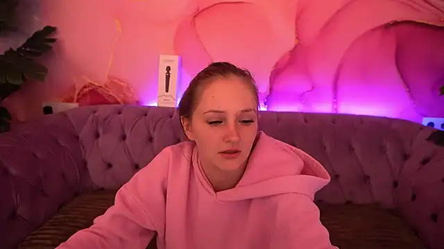 PamelaXX  online show from 11.27.25