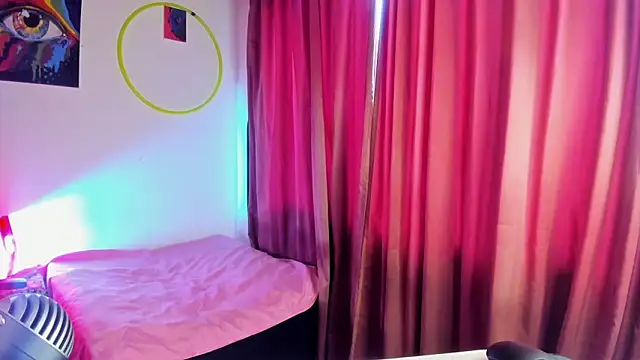 Snapshot of nicole_volkov chatting on 12.29.24 nicole volkov online show from 12.29.24